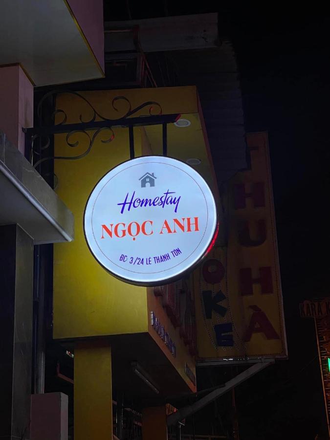 Ngoc Anh Homestay Thon Kim Long Exterior foto